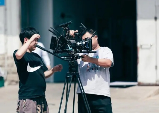 河南公司宣傳片拍攝:攝影師和主管怎么配合 河南公司宣傳片拍攝:攝影師和主管怎么配合